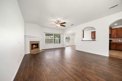 3012 Kings Isle Lane, Dickinson, TX 77539 - Photo 11