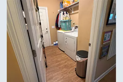 2115 11th Avenue N, Texas City, TX 77590 - Photo 9