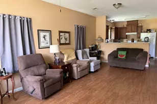 2115 11th Ave N, Texas City, TX 77590 - Photo 5