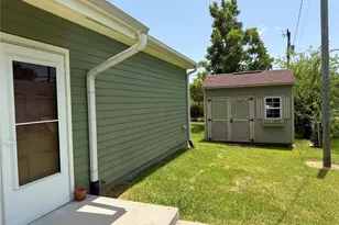 2115 11th Ave N, Texas City, TX 77590 - Photo 13
