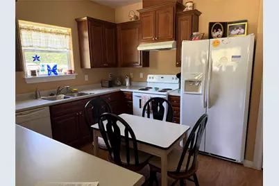2115 11th Avenue N, Texas City, TX 77590 - Photo 3