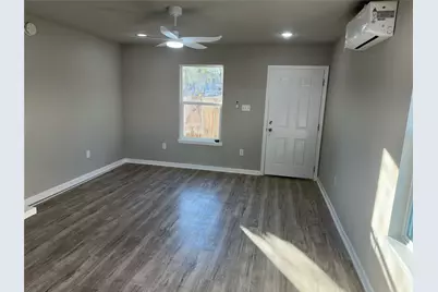 9935 Algiers Road #B, Houston, TX 77041 - Photo 3