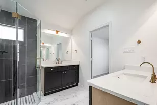 10391 Woodhill Spa Ln, Cleveland, TX 77327 - Photo 17