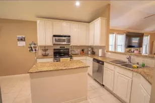 16706 Camber Ct, Crosby, TX 77532 - Photo 5