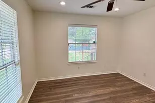 511 N 3rd St, Conroe, TX 77301 - Photo 17