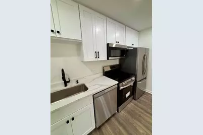 511 N 3rd Street, Conroe, TX 77301 - Photo 7