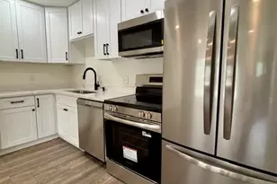 511 N 3rd St, Conroe, TX 77301 - Photo 13