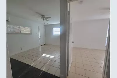 6302 Jackson Drive #2, Hitchcock, TX 77563 - Photo 9