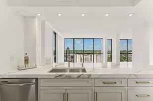 5001 Woodway Dr, Houston, TX 77056 - Photo 3