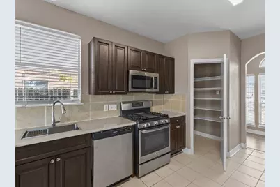 1970 Magnolia Circle, Dayton, TX 77535 - Photo 9