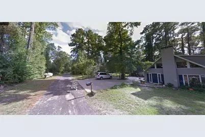 505 Lakeshore Point Drive, Livingston, TX 77351 - Photo 1