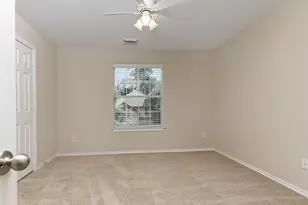 166 N Burberry Park Cir, The Woodlands, TX 77382 - Photo 23