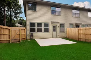 166 N Burberry Park Cir, The Woodlands, TX 77382 - Photo 25