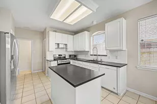 4415 Casey Cir, Sugar Land, TX 77479 - Photo 13