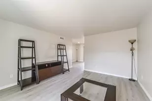 6202 Skyline Dr, Houston, TX 77057 - Photo 11