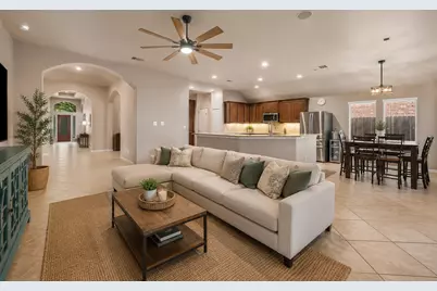 2807 Jordan Creek Court, League City, TX 77573 - Photo 7