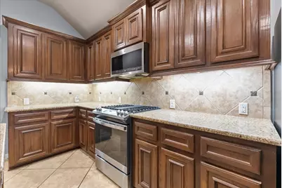 2807 Jordan Creek Court, League City, TX 77573 - Photo 11