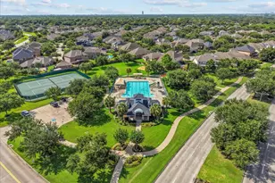 2807 Jordan Creek Ct, League City, TX 77573 - Photo 37