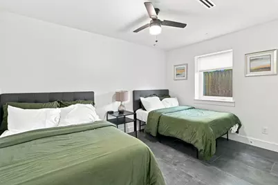 109 Bryan Street, Houston, TX 77011 - Photo 17