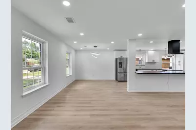 16007 Diana Lane, Houston, TX 77062 - Photo 5