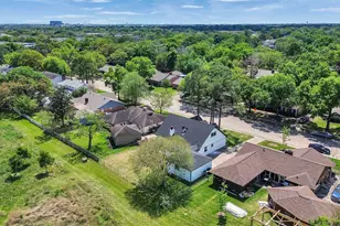 16007 Diana Ln, Houston, TX 77062 - Photo 43