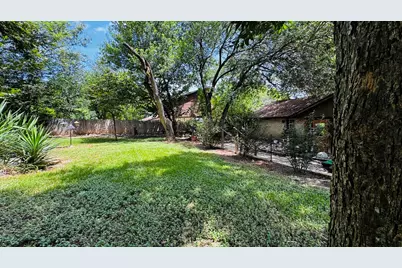 2506 Valley Drive, Brenham, TX 77833 - Photo 15