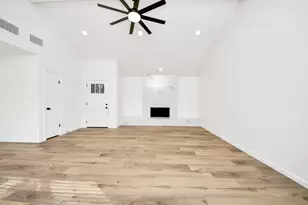 3305 Avenue R, Rosenberg, TX 77471 - Photo 3