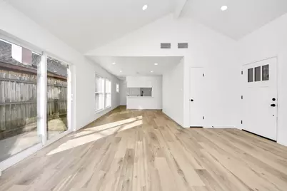 3305 Avenue R, Rosenberg, TX 77471 - Photo 3