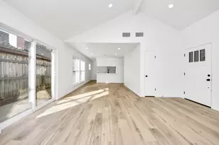 3305 Avenue R, Rosenberg, TX 77471 - Photo 3