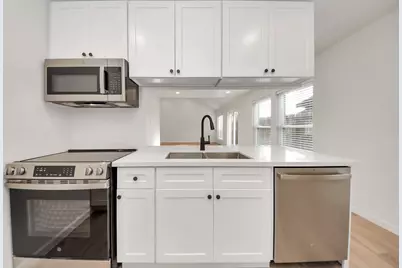 3305 Avenue R, Rosenberg, TX 77471 - Photo 5