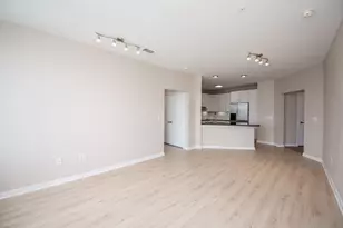 505 Jackson Hill St, Houston, TX 77007 - Photo 13