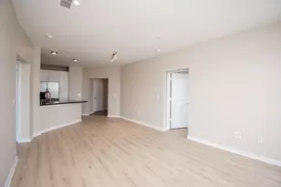 505 Jackson Hill St, Houston, TX 77007 - Photo 13