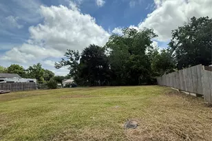 106 S Washington St, Texas City, TX 77591 - Photo 1