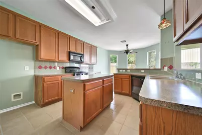 21539 Black Opal Lane, Kingwood, TX 77339 - Photo 7