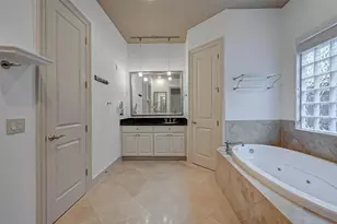 11207 St Laurent Ln, Houston, TX 77082 - Photo 13