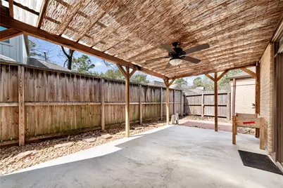 3206 Laurel Point Court, Houston, TX 77339 - Photo 3