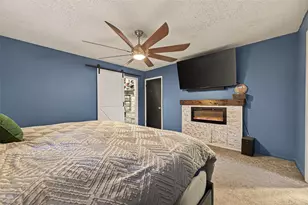 5703 Woodville Ln, Pearland, TX 77584 - Photo 13