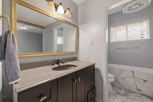 5703 Woodville Ln, Pearland, TX 77584 - Photo 15