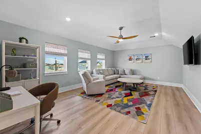 4042 Miramar Court, Galveston, TX 77554 - Photo 23