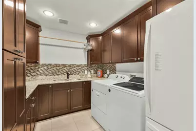 2320 Fairway Pointe Drive, League City, TX 77573 - Photo 33