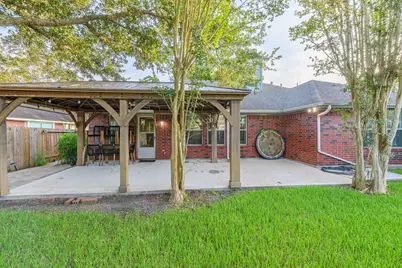 1819 Castle Oaks Drive, Pearland, TX 77581 - Photo 27