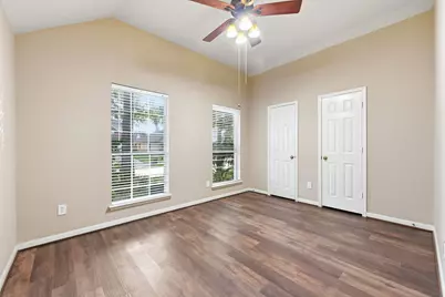 1819 Castle Oaks Drive, Pearland, TX 77581 - Photo 21
