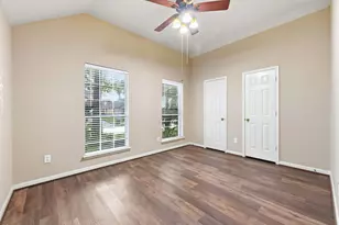 1819 Castle Oaks Dr, Pearland, TX 77581 - Photo 21