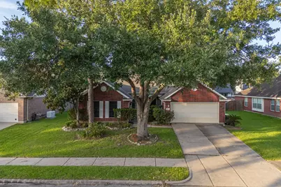 1819 Castle Oaks Drive, Pearland, TX 77581 - Photo 5