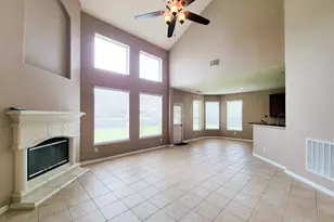 819 Arlington Ln, Rosenberg, TX 77469 - Photo 9