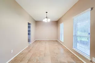 819 Arlington Ln, Rosenberg, TX 77469 - Photo 5
