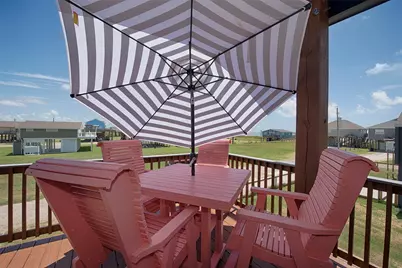 1922 Blue Water Highway, Surfside Beach, TX 77541 - Photo 7