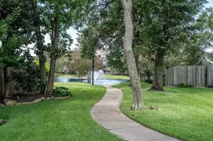 15823 Lake Loop Dr, Cypress, TX 77433 - Photo 3