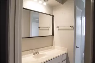 3802 Willow Springs Ln, Houston, TX 77080 - Photo 23