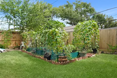 4019 Blue Bonnet Boulevard, Houston, TX 77025 - Photo 19